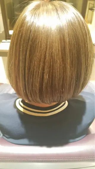 ショート カラー REASON所属・幸山 雄樹のヘアスタイル