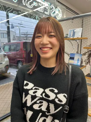 ミディアム カラー LOBBY HIMERIのヘアスタイル