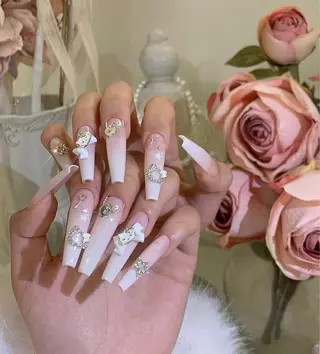 ネイル Lina nail所属・Lunaa 池袋のネイルデザイン