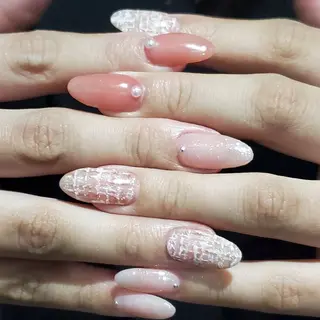 ネイル MOM  原宿店所属・MoM マムネイル原宿のネイルデザイン