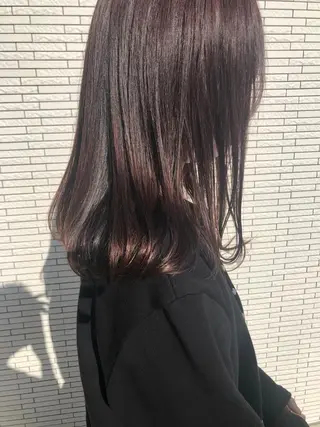 セミロング カラー マエダ リョウのヘアスタイル