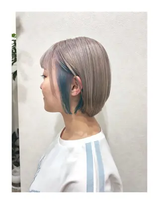 ショート カラー 🍇おぐら めぐみ🍇のヘアスタイル