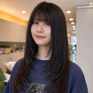 ロング カラー ベージュカラー⌇ レイヤー.𐙚心音のヘアスタイル