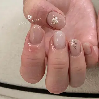 ネイル アトリエ　ミモザ所属・いまむら あかりのネイルデザイン