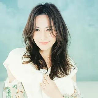 ロング 【デザイナー】田中 美生のヘアスタイル