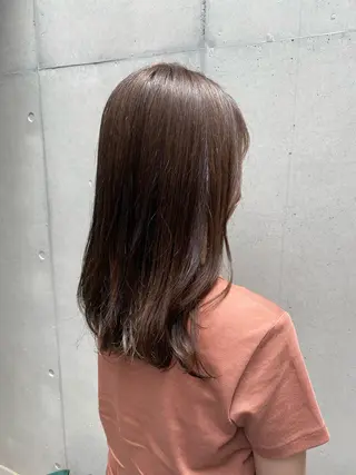 セミロング ✨透明感カラー✨ 🦖佐々木未来🦕のヘアスタイル