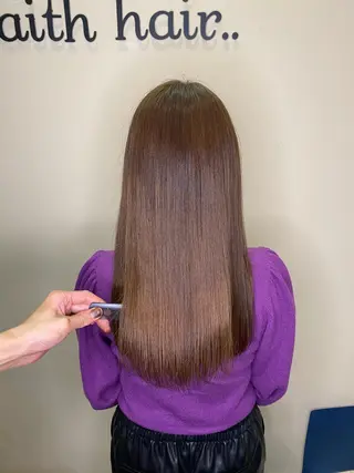 カラー フェイスヘアークリエイション所属・大形 誉のヘアスタイル