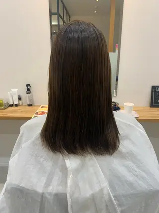 セミロング カラー kanon hair所属・新木 愛花のヘアスタイル