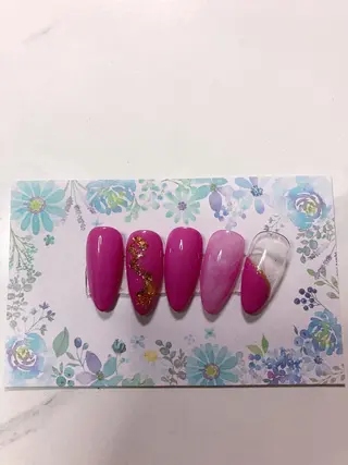 ネイル ラッキー 玲奈のネイルデザイン