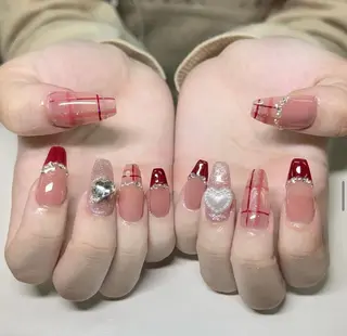 ネイル Hin Nail Osaka所属・Hin Nailsのネイルデザイン