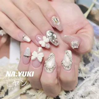 ネイル 🦋 Queenieのネイルデザイン