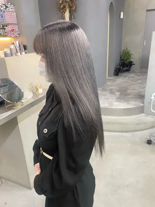 ロング カラー qulim所属・前橋 姫奈のヘアスタイル