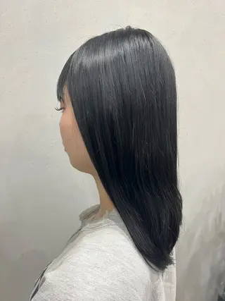 セミロング カラー 縮毛矯正/スパイラル パーマ/表参道のヘアスタイル