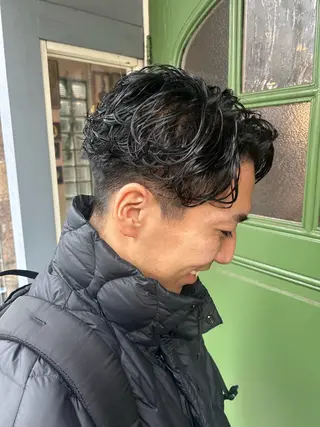 ショート パーマ メンズ 清水千優/パーマ/透 明感カラー/メンズのヘアスタイル