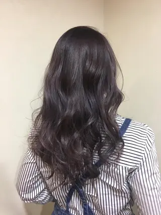 カラー 工藤 綾華のヘアスタイル
