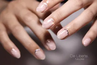 ネイル Elio所属・Elio 国泰寺のネイルデザイン