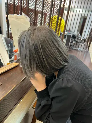 ショート カラー ナナナパレナ所属・NARUSE✂︎ カラースペシャリストのヘアスタイル
