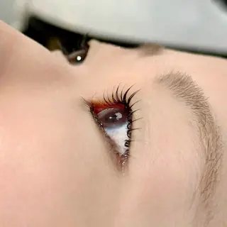 マツエク・マツパ 暖色/レイヤーカット /艶髪/髪質改善/のマツエク・マツパデザイン