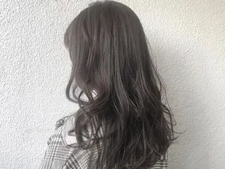 セミロング カラー 【公式】amble luxe池袋東口🩷のヘアスタイル