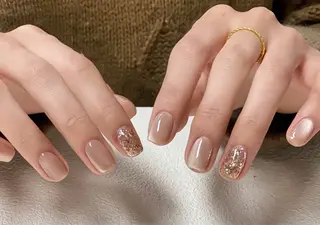 ネイル LEDアイラッシュ ∩_∩アオイのマツエク・マツパデザイン