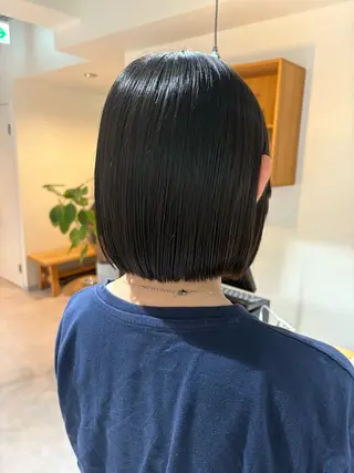 ショート aina / n.w.hのヘアスタイル