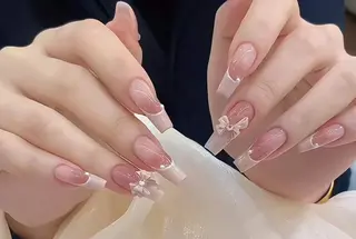 ネイル VIVIAN エイのネイルデザイン