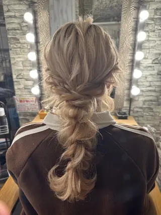 セミロング ヘアアレンジ hair make  Lucciのヘアスタイル