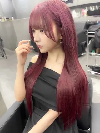 ロング 紺エクステ デザインカラーのヘアスタイル