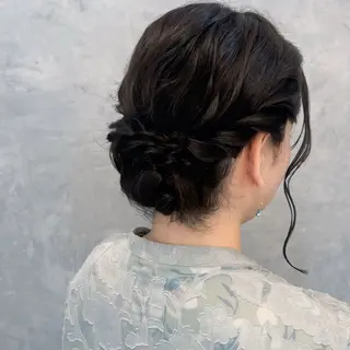 ミディアム ヘアアレンジ NUMBER_ ユイナのヘアスタイル