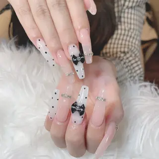 ネイル D-BEAUTY Nailsalonのネイルデザイン