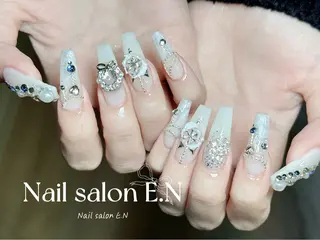 ネイル E.N🦋 長さ出し/持ち込みのネイルデザイン