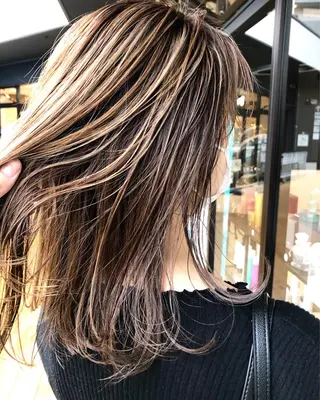 ミディアム カラー メンズヘア特化 崎田 成人のヘアスタイル