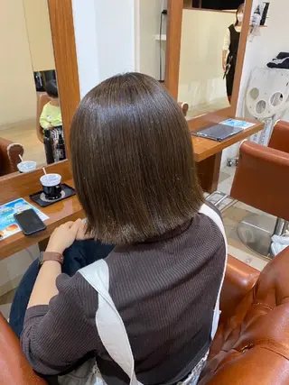 カラー 種子田 結理のヘアスタイル