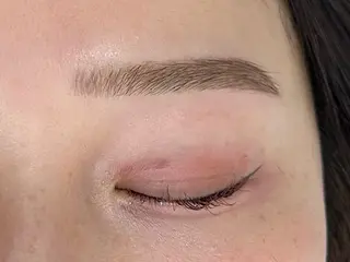 アイブロウ eyeHbe MAIのマツエク・マツパデザイン