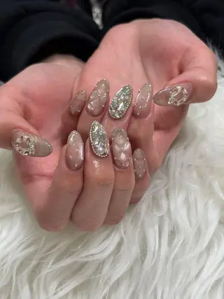 ネイル GO TODAY シェアサロン 渋谷Orla店所属・シオリ ⪩⪨のネイルデザイン