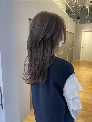 セミロング 太田代 桃のヘアスタイル