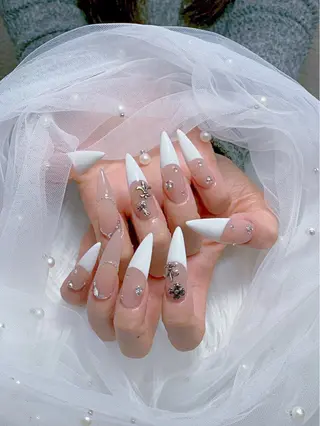 ネイル Mio_ Noiranailのネイルデザイン