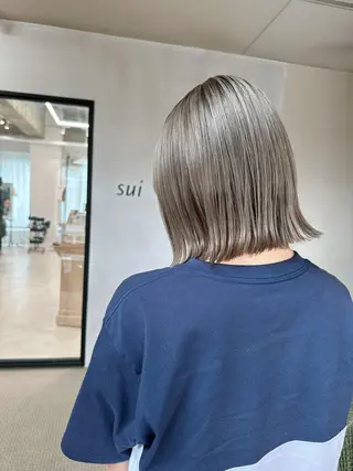 ショート カラー ヒラ マツのヘアスタイル