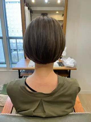 ショート カラー HempBeauty 浅野アサミのヘアスタイル