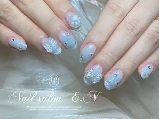 ネイル E.N🦋 長さ出し/持ち込みのネイルデザイン