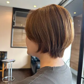 ショート 小嶋 菜々子のヘアスタイル