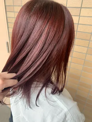 ミディアム カラー ヒヨシ ルナのヘアスタイル