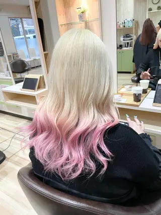 セミロング カラー 🌈派手髪ハイトーン 🌈鈴木亮太🌈のヘアスタイル