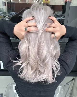 ロング カラー LINOET名古屋所属・齋藤 梨乃のヘアスタイル