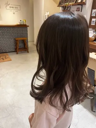 ミディアム 堀内 美那のヘアスタイル