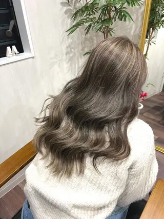 ロング カラー aloha'lani所属・aito aiのヘアスタイル