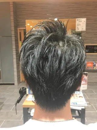 ショート メンズ 吉村 周馬のヘアスタイル