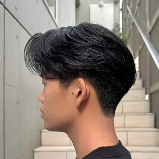 パーマ メンズ 表参道/センター パート/SOTAのヘアスタイル