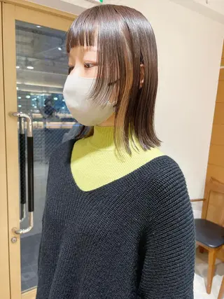 ミディアム カラー 齋藤 咲のヘアスタイル