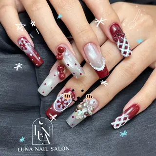 ネイル LUNA Nail salon💕のネイルデザイン